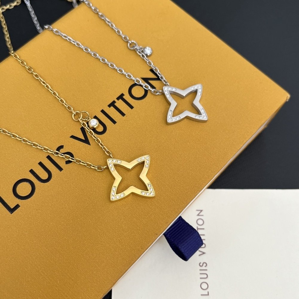L0vis Vvtt0n Ombre Blossom Pendant Yellow Gold And D1am0nds Q03083