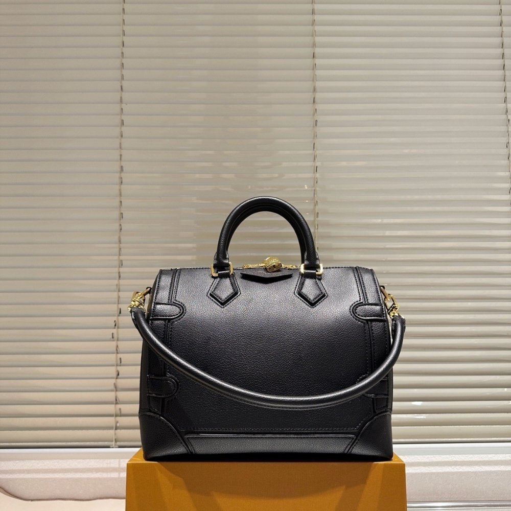 L0vis Vvtt0n Speedy 25 Silhouette Bag Black 27Cm