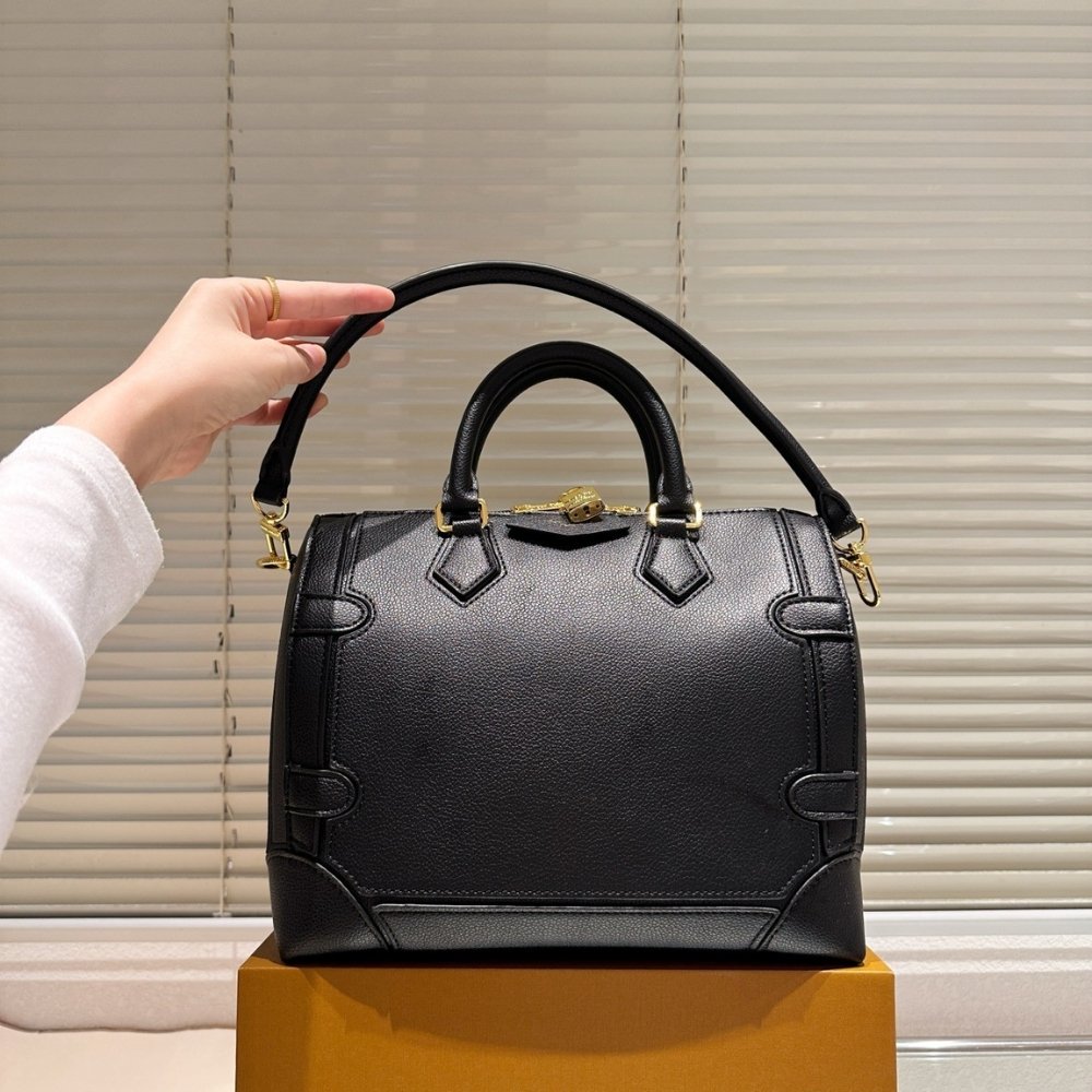 L0vis Vvtt0n Speedy 25 Silhouette Bag Black 27Cm