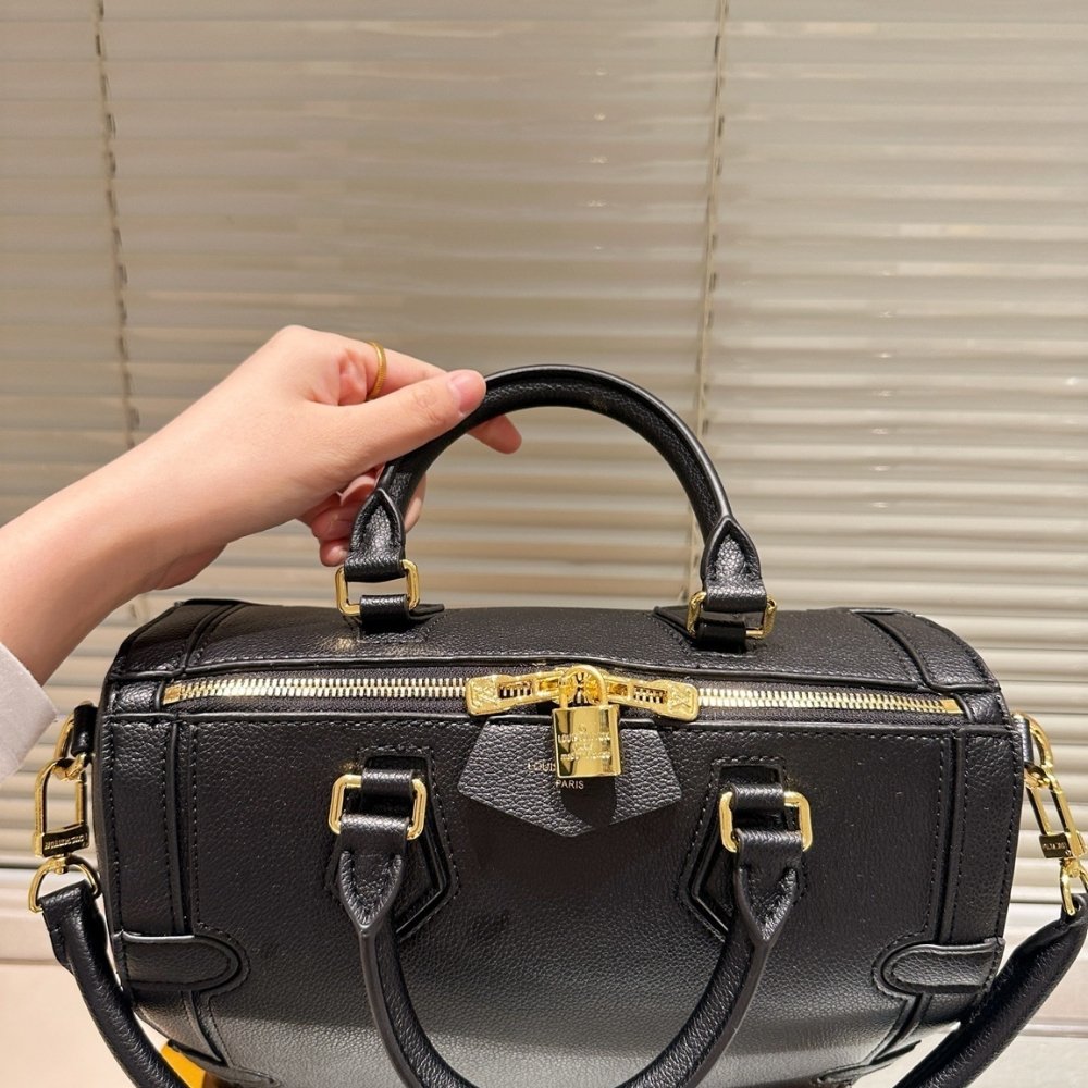 L0vis Vvtt0n Speedy 25 Silhouette Bag Black 27Cm