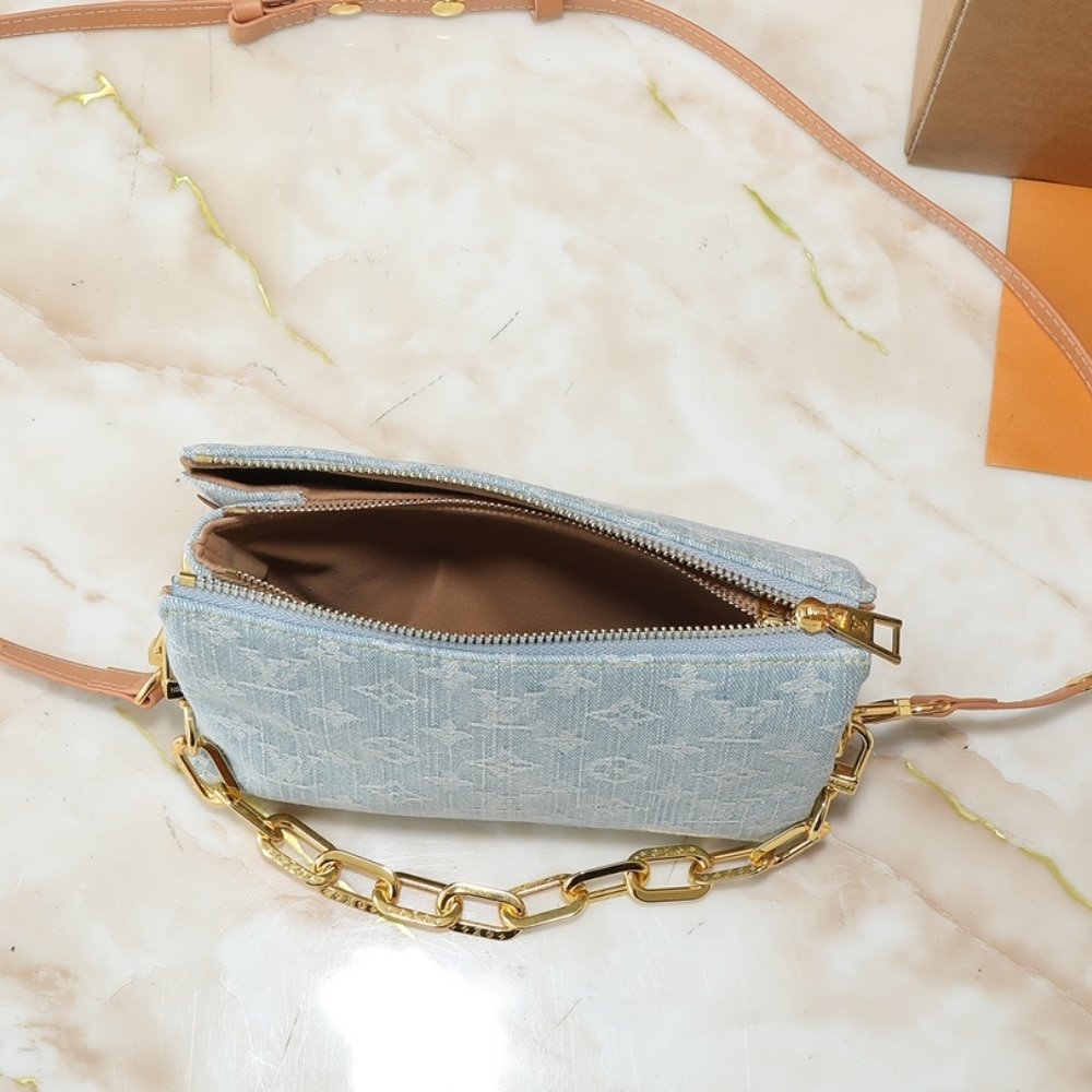 L0vis Vvtt0n Coussin BB Sky Blue Denim 21Cm M11401