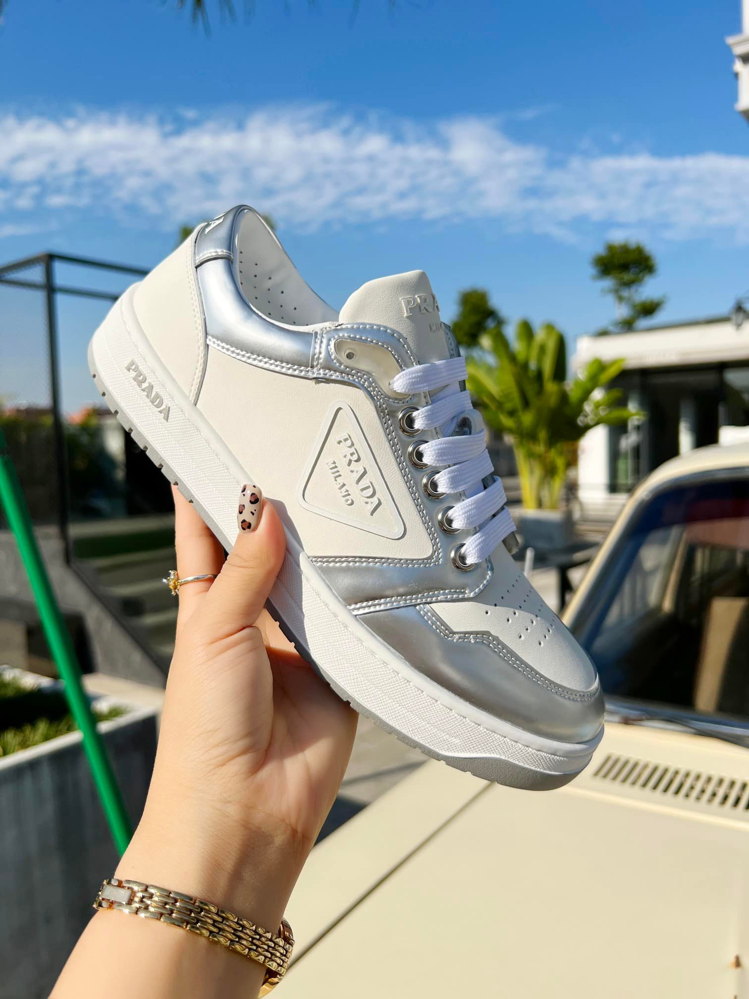 Pra*a District Leather Sneakers White Sliver 1E790M 3Lj6 F0J36