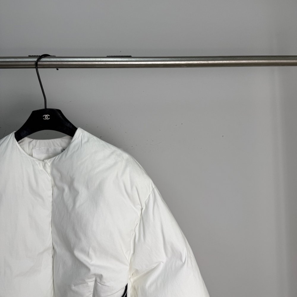 Pra*a Cropped Cotton Down Jacket White 23Aw Sgc376