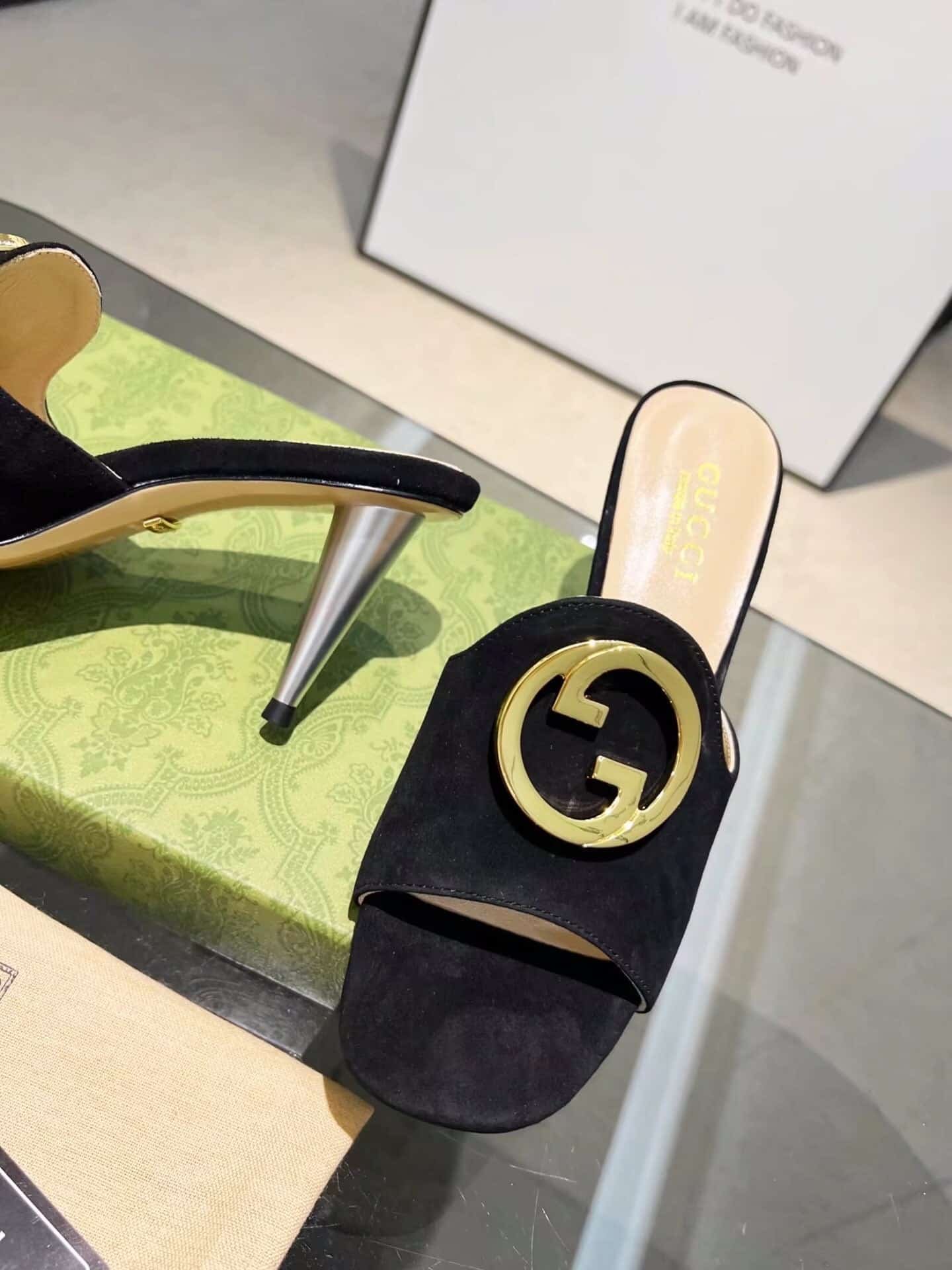 Gvc*1 Blondie Slide Sandal Black