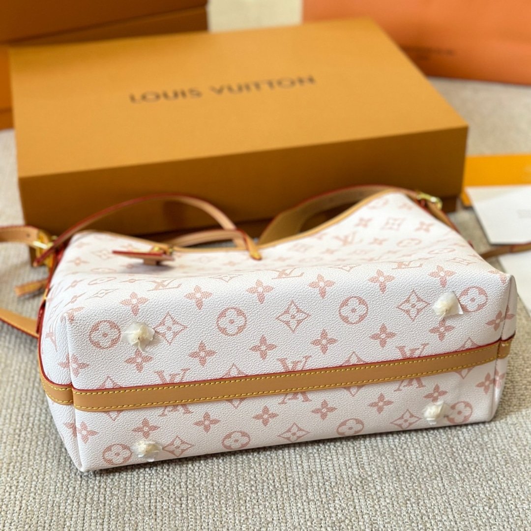 L0vis Vvtt0n Carryall PM Bag Pink 30Cm