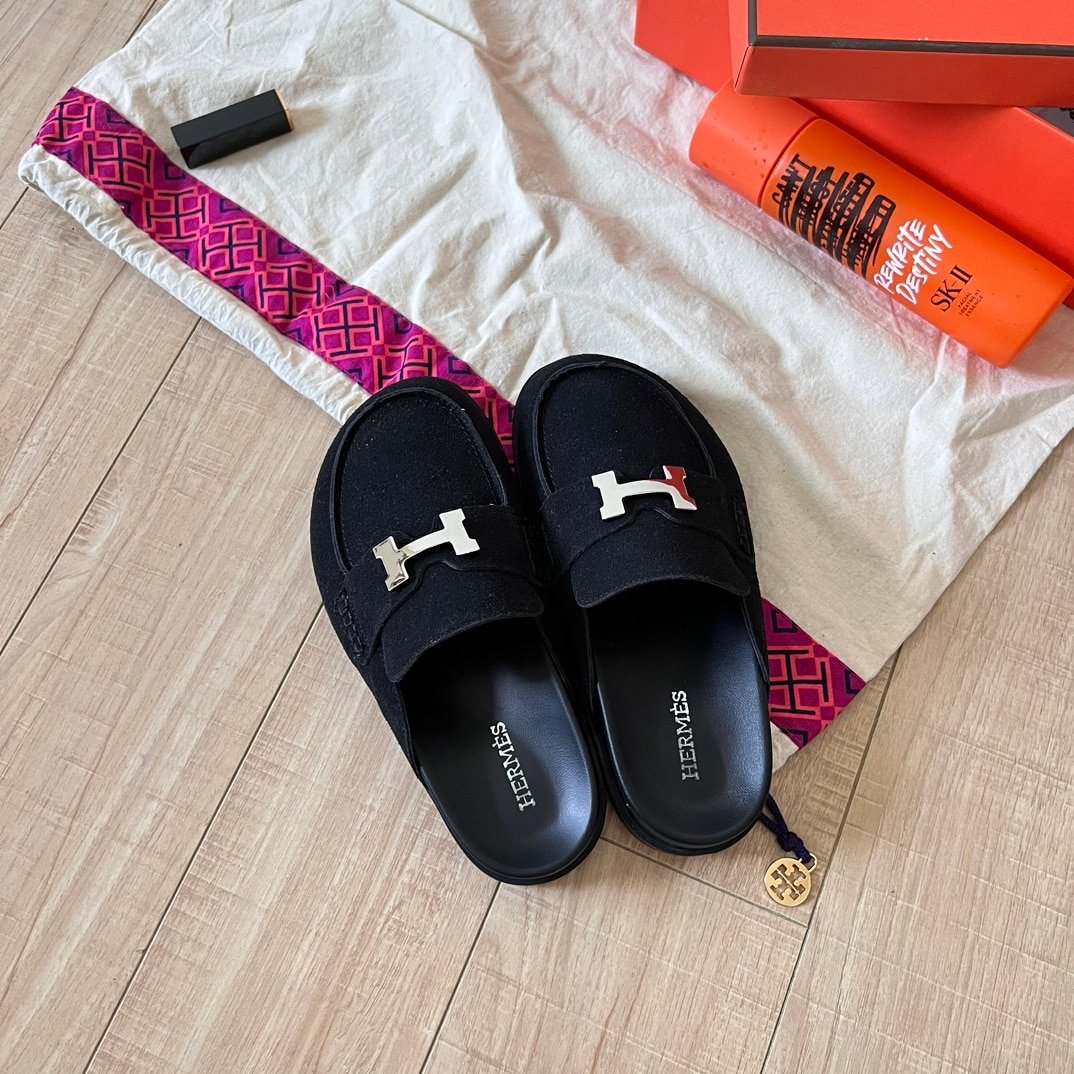 H**me5 Go Mule H Sandal In Black