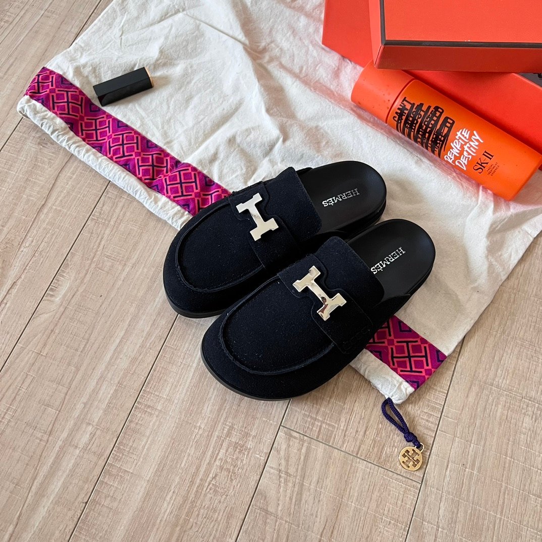 H**me5 Go Mule H Sandal In Black