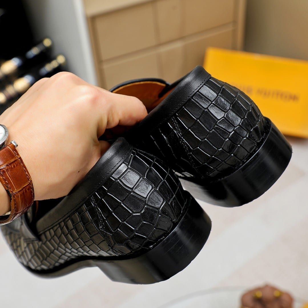 L0vis Vvtt0n Souliers Club Loafers Crocodile Black