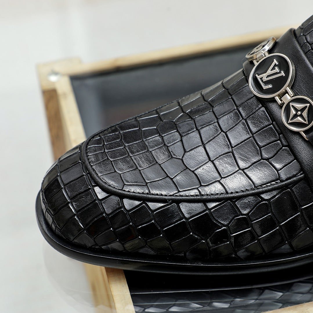L0vis Vvtt0n Souliers Club Loafers Crocodile Black