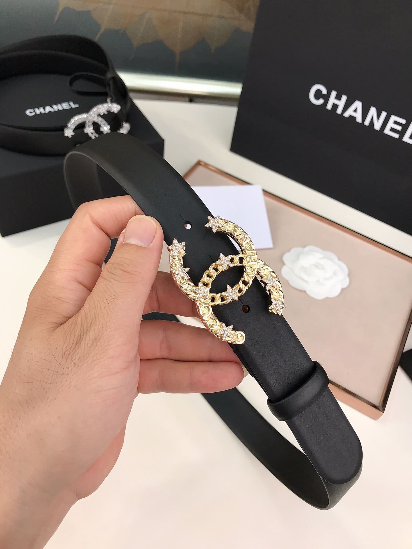 Ch**el Belt Double C Pearls 28Mm