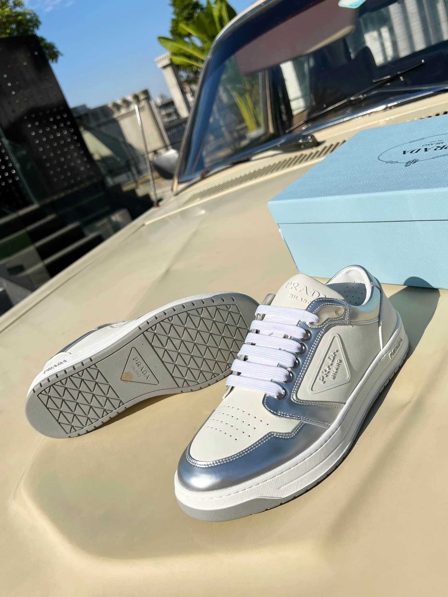 Pra*a District Leather Sneakers White Sliver 1E790M 3Lj6 F0J36